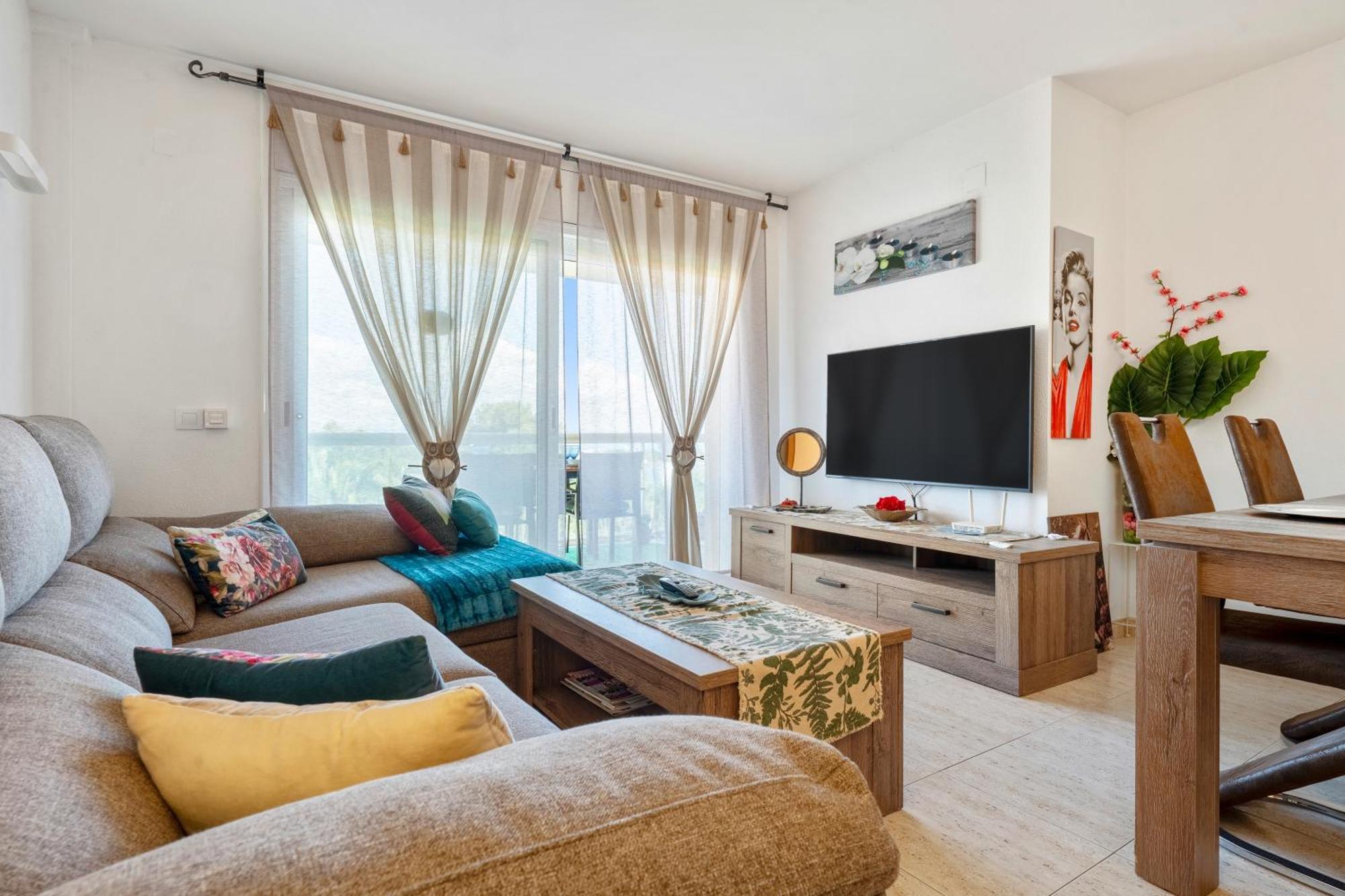Apartamento Martin Y Rose En ซาลอว์ ภายนอก รูปภาพ